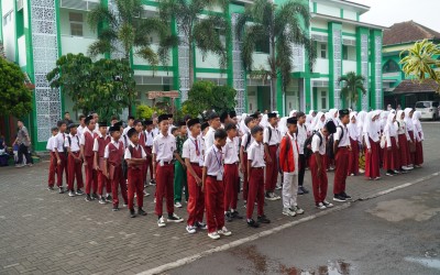 Hari Pertama PMBM Jalur Reguler MTsN 1 Tasikmalaya Berjalan Lancar, 640 Calon Murid Ikuti Seleksi CAT/CBT