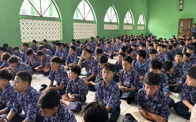 Pembiasaan Pagi MTsN 1 Tasikmalaya Perkuat Budaya Religius